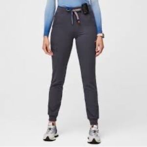 FIGS Zamola Jogger Charcoal Pride S